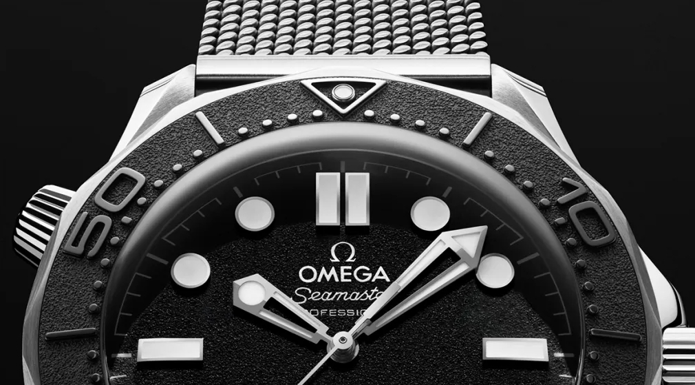 Omega Seamaster Spectre replica watch dial and bezel details UK